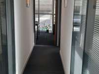 Bureaux et commerces 9 pièces