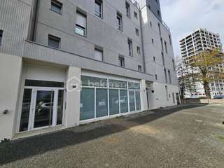 Bureaux et commerces 1 pièce