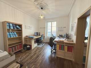 Bureaux et commerces 4 pièces