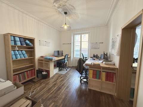 Bureaux et commerces 4 pièces