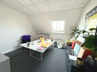 Bureaux et commerces 5 pièces