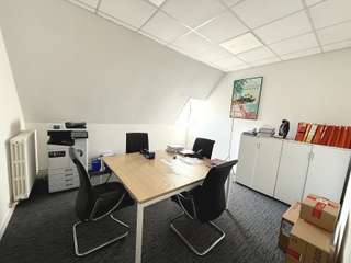 Bureaux et commerces 5 pièces