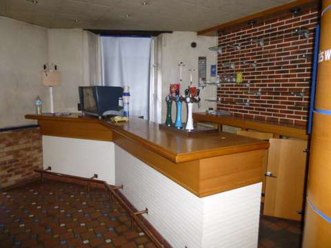 Bureaux et commerces 4 pièces