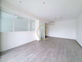 Bureaux et commerces 5 pièces Rezé 44