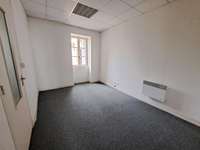 Bureaux et commerces 4 pièces