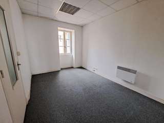 Bureaux et commerces 4 pièces