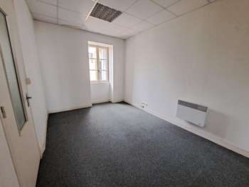 Bureaux et commerces 4 pièces