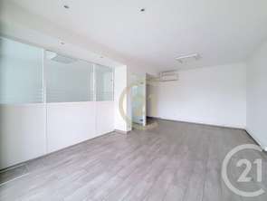Location Bureaux et commerces 81 m&sup2;Rezé