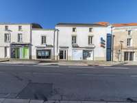 Bureaux et commerces 3 pièces Bureaux et commerces 3 pièces