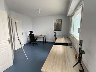 Bureaux et commerces 4 pièces