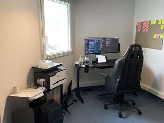 Bureaux et commerces 4 pièces