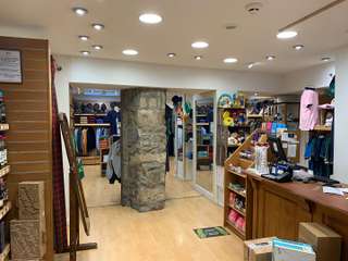 Bureaux et commerces 2 pièces