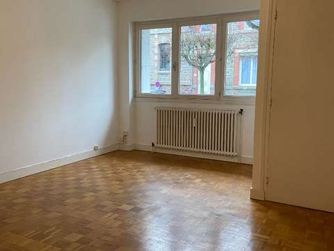 Bureaux et commerces 2 pièces