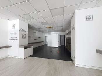 Bureaux et commerces 2 pièces Bureaux et commerces 2 pièces