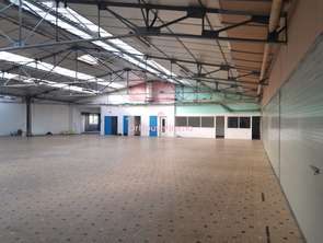 Location Bureaux et commerces 800 m&sup2;Saint-Florent-le-Vieil