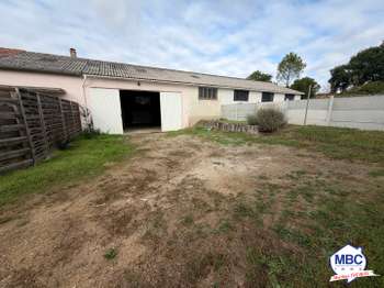 Location Bureaux et commerces 112 m&sup2;Saint-Florent-le-Vieil
