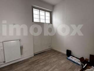 Bureaux et commerces 5 pièces