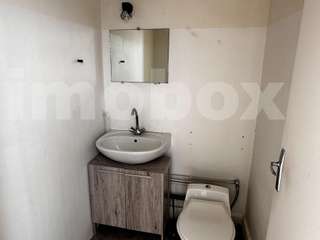 Bureaux et commerces 5 pièces