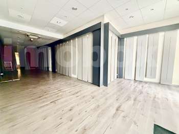 Location Bureaux et commerces 54 m&sup2;Saint-Géréon