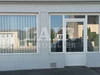 Location Bureaux et commerces 50 m&sup2;Saint-Germain-du-Corbéis
