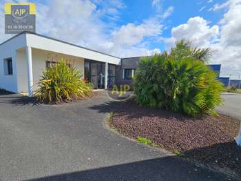 Photo Bureaux et commerces Saint-Gilles-Croix-de-Vie