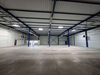 Location Bureaux et commerces 4500 m&sup2;Saint-Gilles-Croix-de-Vie