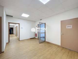 Bureaux et commerces 6 pièces