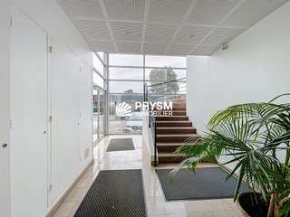 Bureaux et commerces 6 pièces