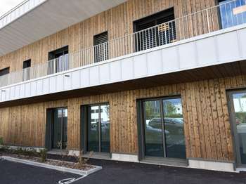 Location Bureaux et commerces 51 m&sup2;Saint-Grégoire