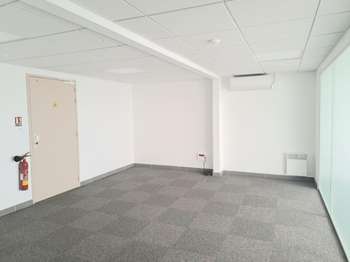 Bureaux et commerces 10 pièces