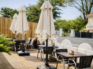 Bureaux et commerces 4 pièces