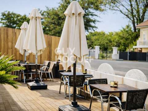 Bureaux et commerces 4 pièces