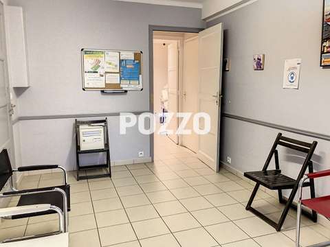 Bureaux et commerces 4 pièces Saint-Hilaire-du-Harcouët 50