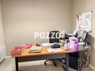 Bureaux et commerces 4 pièces
