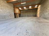 Bureaux et commerces 4 pièces