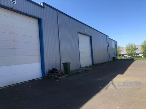 Bureaux et commerces Saint-Jouan-des-Guérets 35