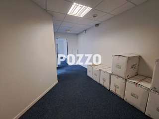 Bureaux et commerces 9 pièces