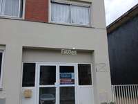 Bureaux et commerces 4 pièces Bureaux et commerces 4 pièces