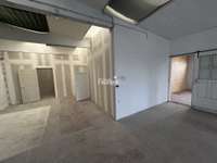 Bureaux et commerces 4 pièces Bureaux et commerces 4 pièces