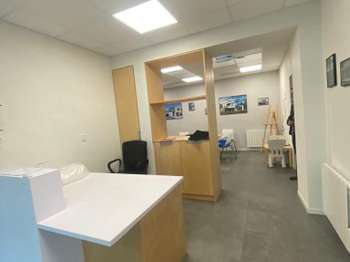 Bureaux et commerces 6 pièces Bureaux et commerces 6 pièces