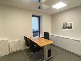 Bureaux et commerces 6 pièces Bureaux et commerces 6 pièces