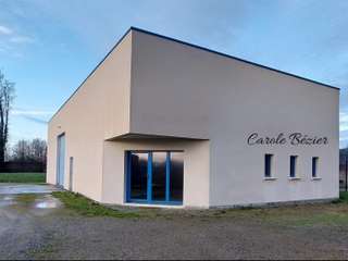 Bureaux et commerces 4 pièces