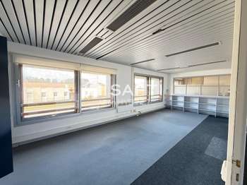 Bureaux et commerces 5 pièces