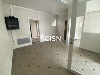 Bureaux et commerces 4 pièces