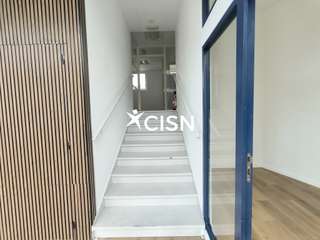 Bureaux et commerces 5 pièces