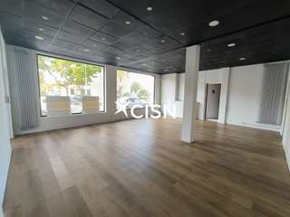 Bureaux et commerces 5 pièces