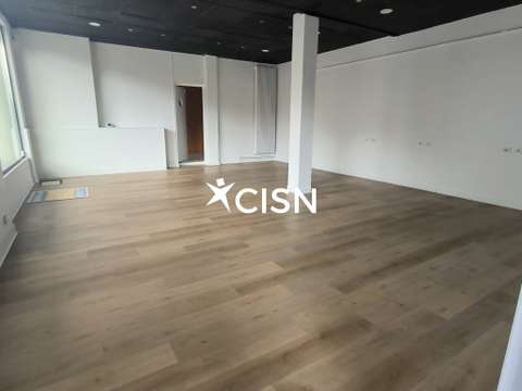 Bureaux et commerces 5 pièces