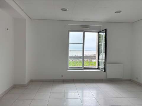 Bureaux et commerces 3 pièces