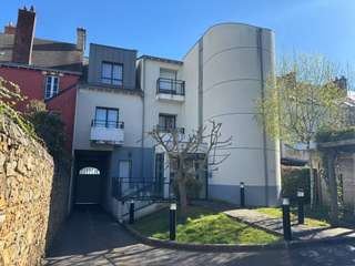 Bureaux et commerces 3 pièces