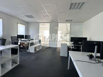 Bureaux et commerces 3 pièces